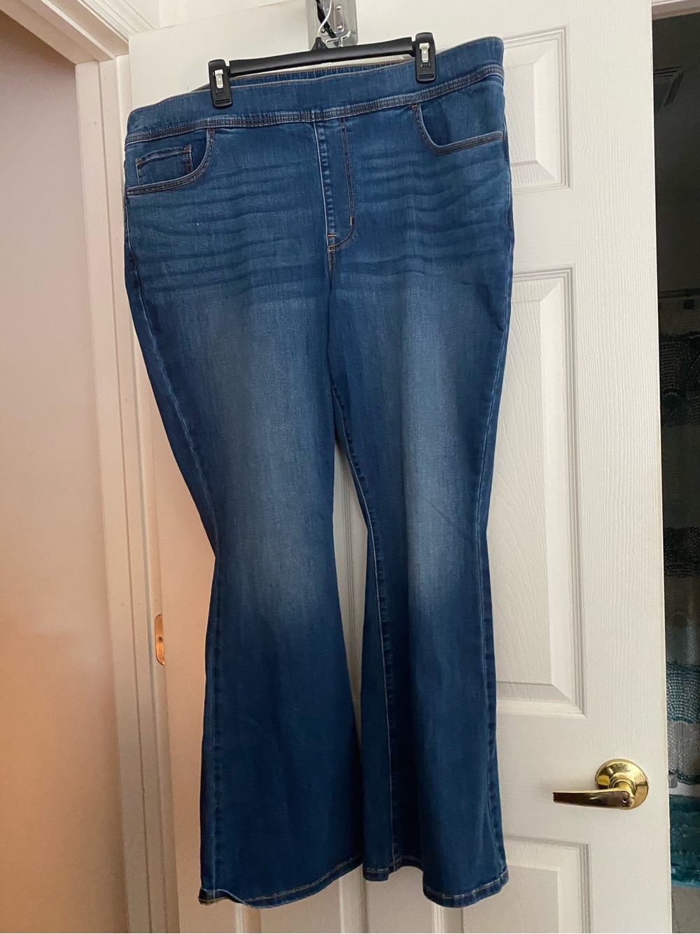 NWOT Maurices M Jeans Pull On Flare Super Stretch Ultra High Rise 20W Regular